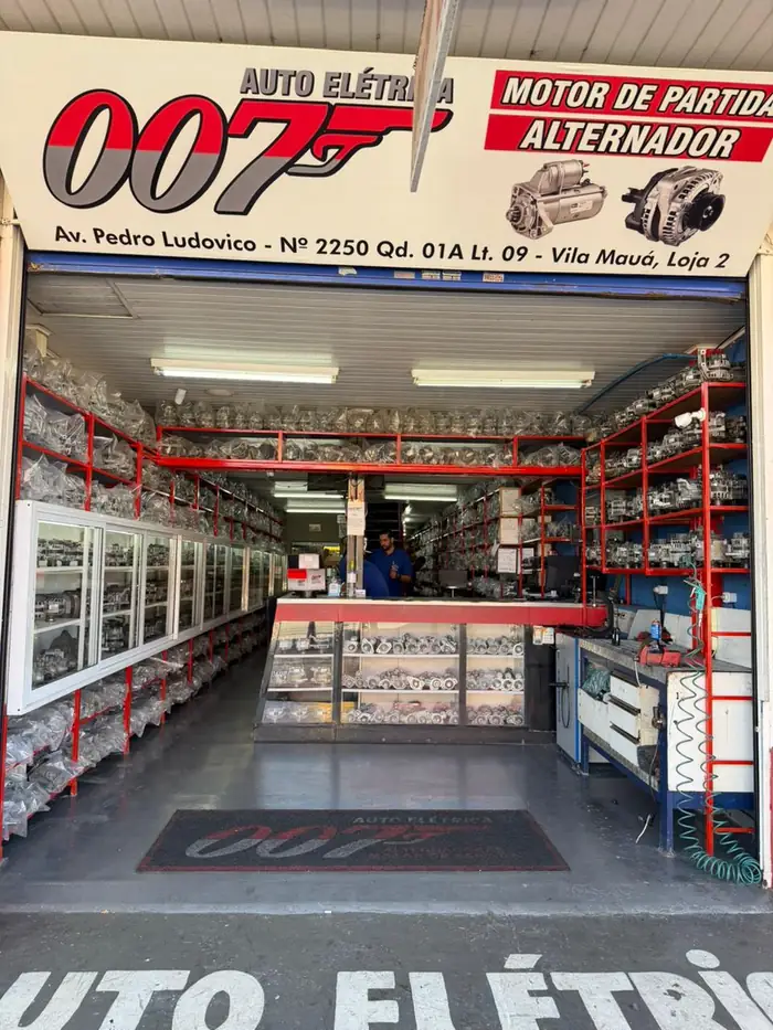 Estoque de alternadores Auto Elétrica 007